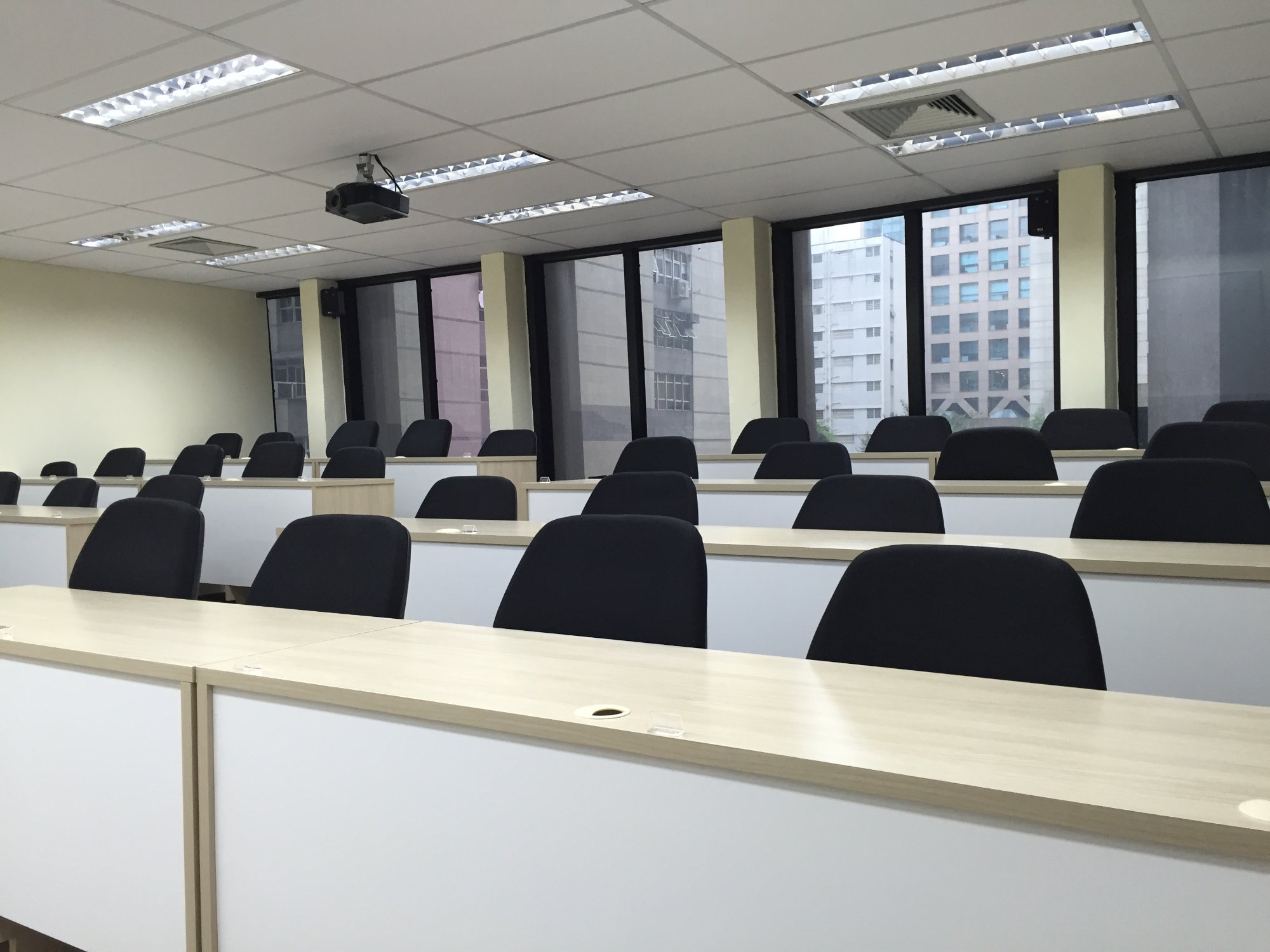 Sala 11 · 40 pax