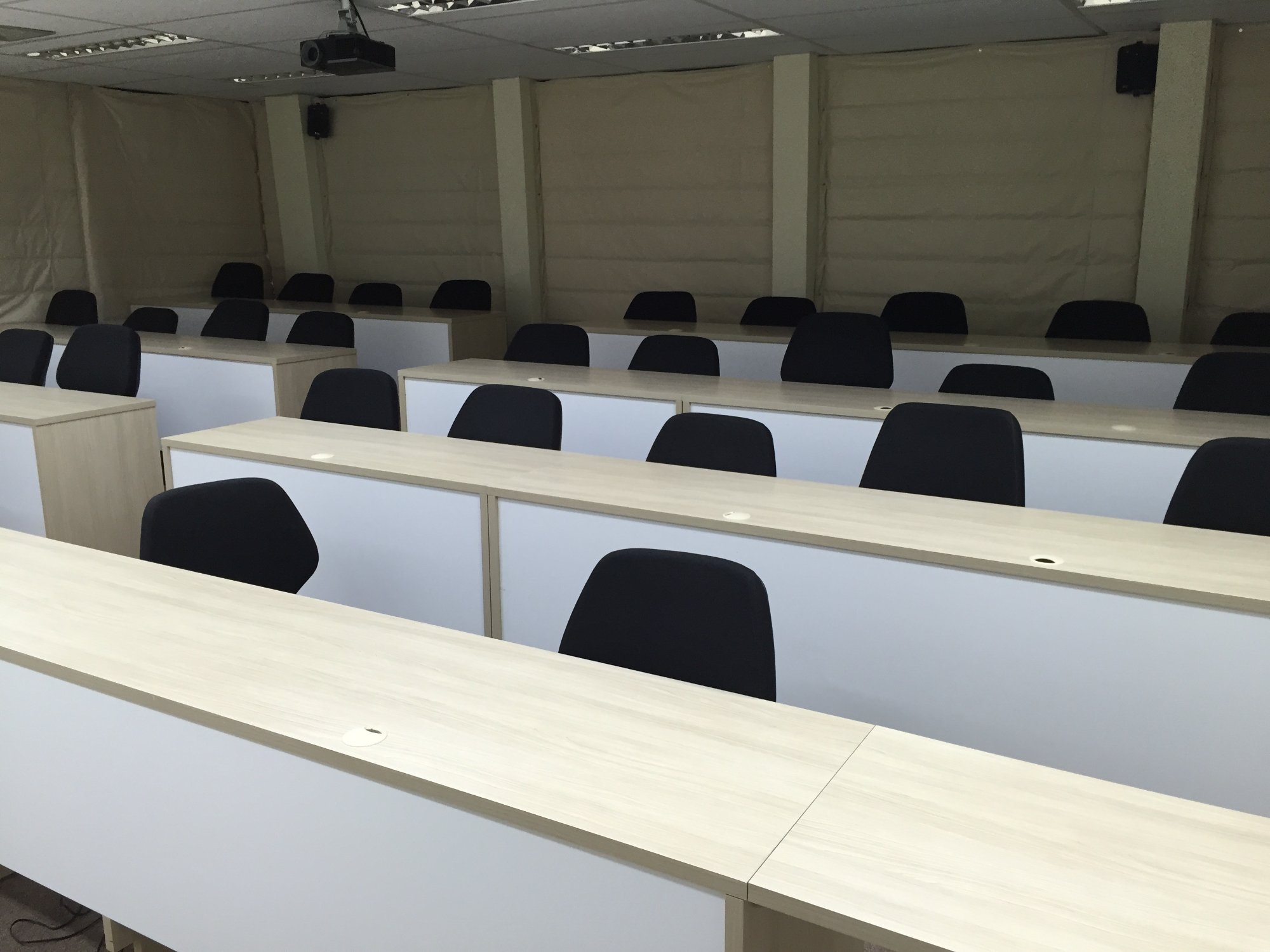 Sala 14 · 36 pax