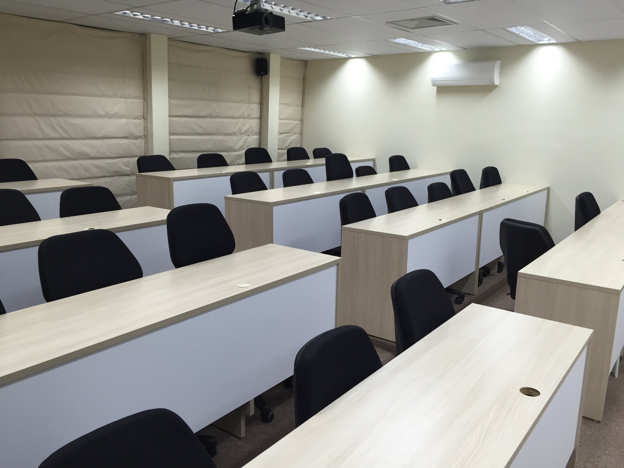 Sala 14 · 36 pax